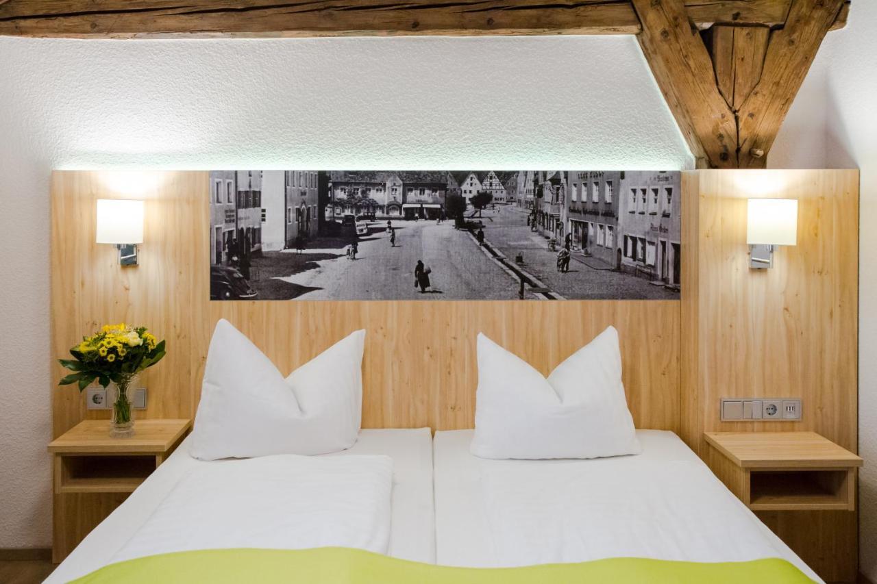 Hotel-Gasthof Blaue Traube E.K. Берхинг Екстериор снимка